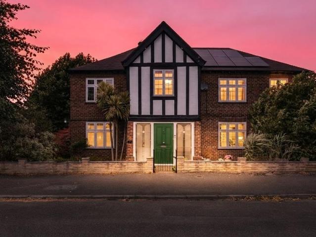 House for sale in West Bridgford, Rushcliffe
