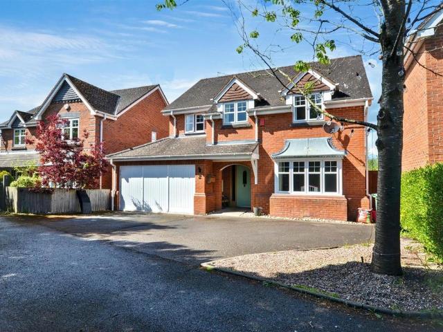 House for sale in Baswich, Staffordshire