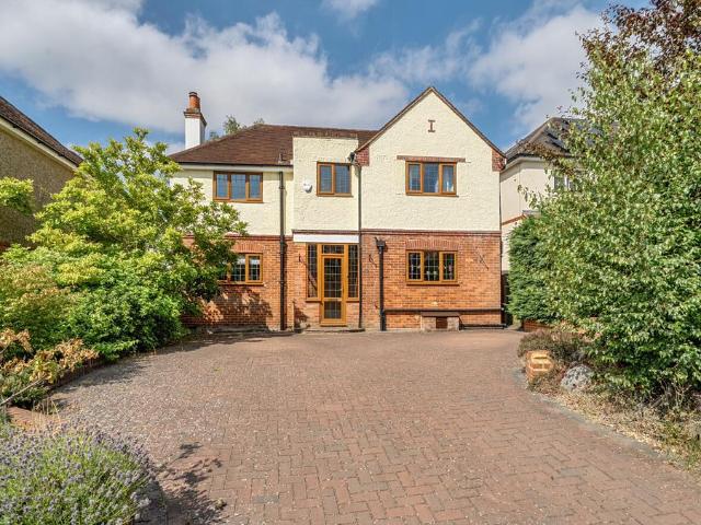 House for sale in Cargate, Aldershot