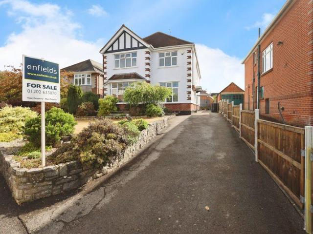 House for sale in Talbot Village, Isle Of Man