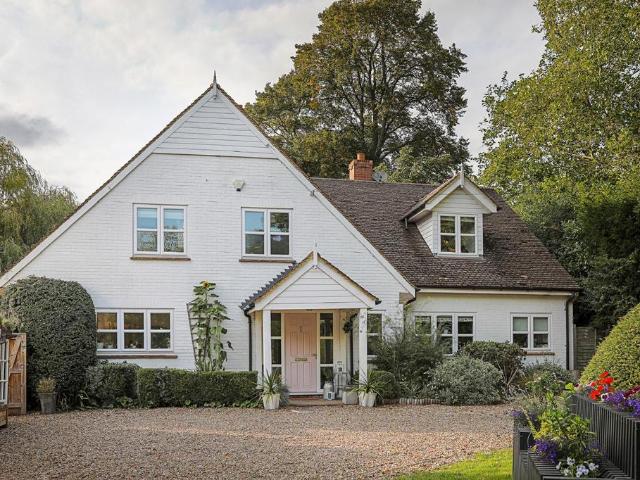 House for sale in Berrick Salome, Oxfordshire