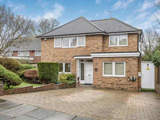 House for sale in London Borough of Ealing, Park Royal