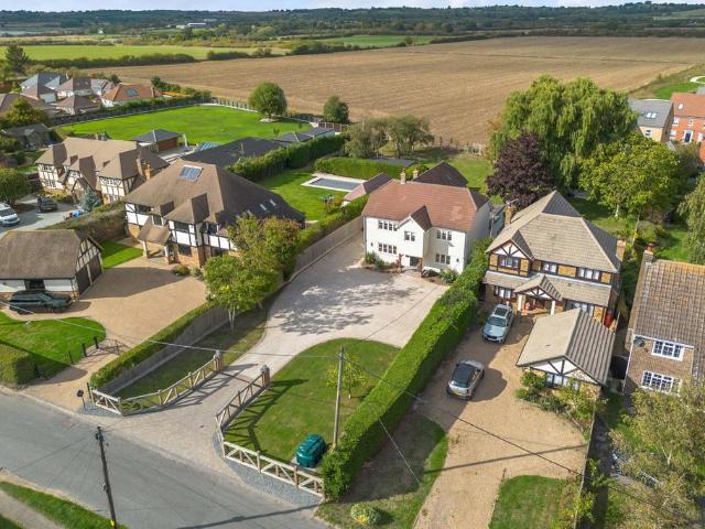 House for sale in North Fambridge, Maldon