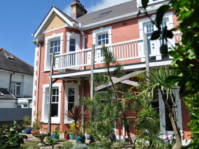 House for sale in Bishopston, Wales