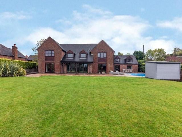 House for sale in Baswich, Staffordshire