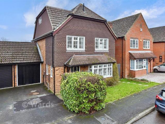 House for sale in Downswood, Midway
