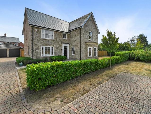 House for sale in Lawford, Dale Hill