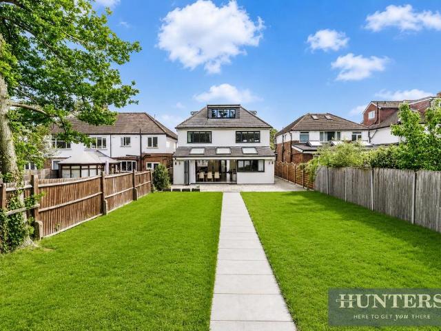 House for sale in Kingston Vale, Greater London