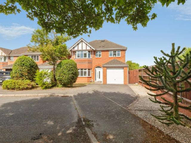 House for sale in Syston, Elmfield