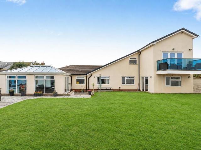 House for sale in Rhyl, Wales