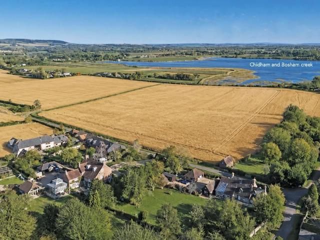 House for sale in Littlecote, West Sussex