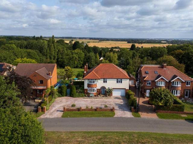 House for sale in Hillam