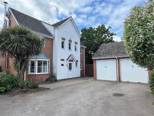 House for sale in Wolsey Park, Barling