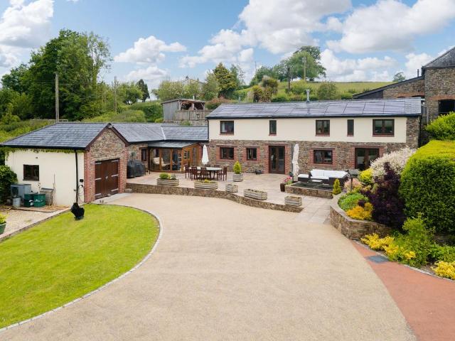 House for sale in Kennerleigh, Newton St Cyres