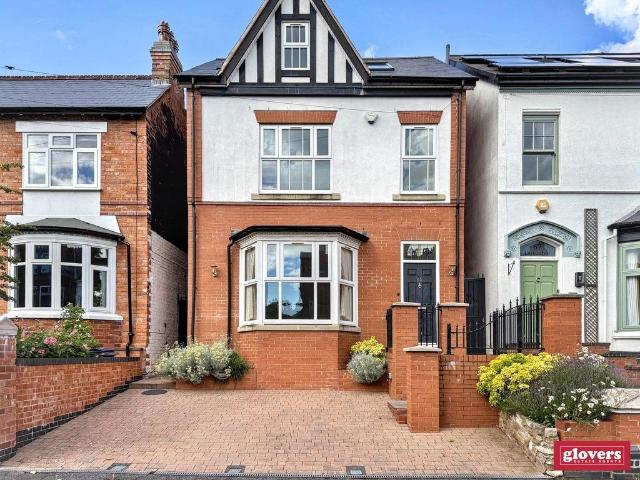 House for sale in Kings Heath, Wake Green