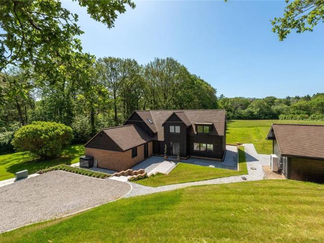 House for sale in Pachesham Park, Surrey