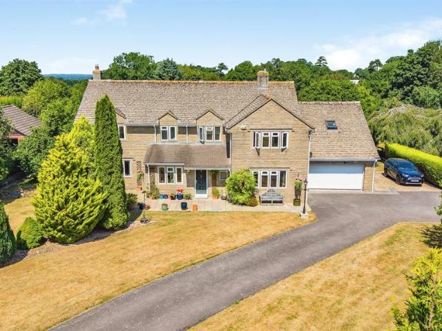 House for sale in Chalford, Westbury