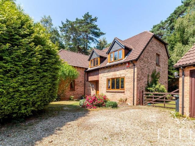 House for sale in Avon Castle, St Ives