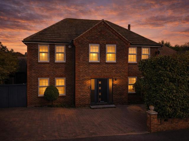House for sale in Minster-on-Sea, Oad Street