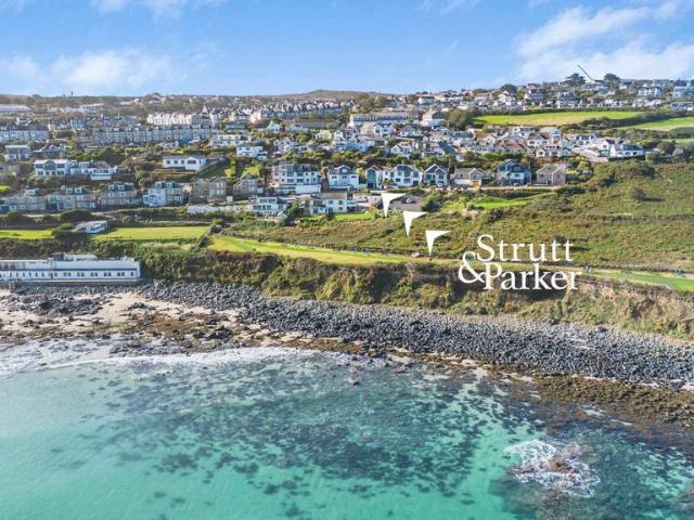 House for sale in St. Ives, Cornwall