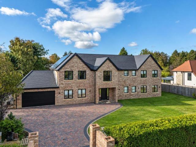 House for sale in Darras Hall, Ponteland