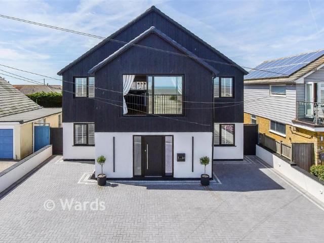 House for sale in Folkestone, Kent
