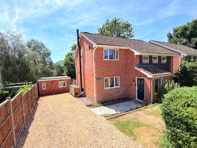 House for sale in Brambridge, Hampshire
