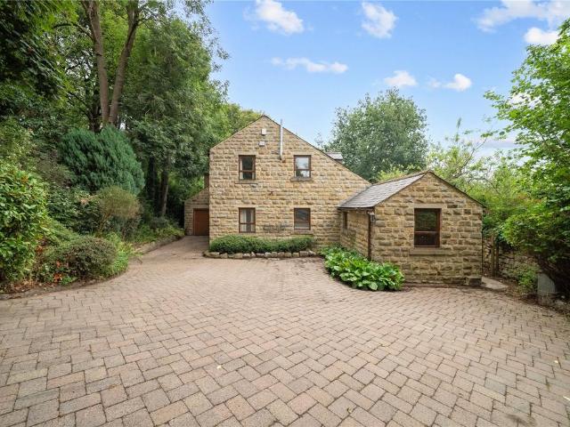 House for sale in Weetwood, West Yorkshire