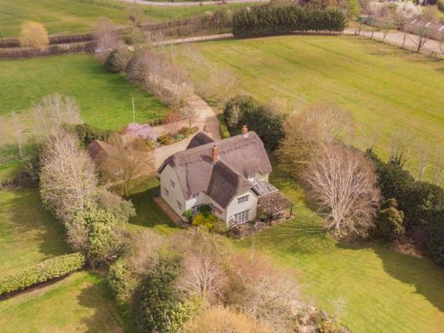 House for sale in Aspley Guise, Bedfordshire
