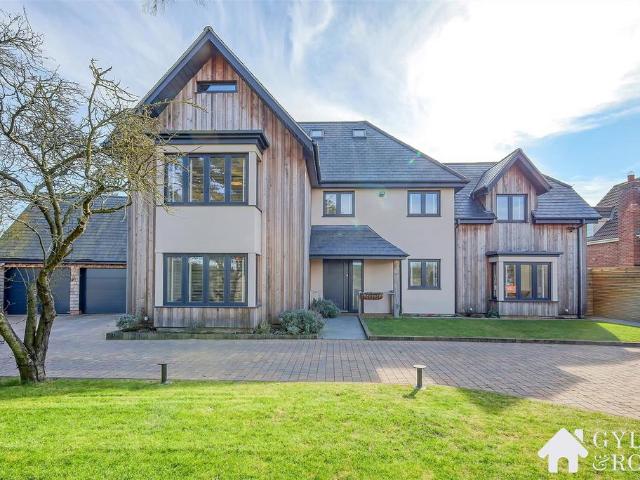 House for sale in Lawford, Dale Hill