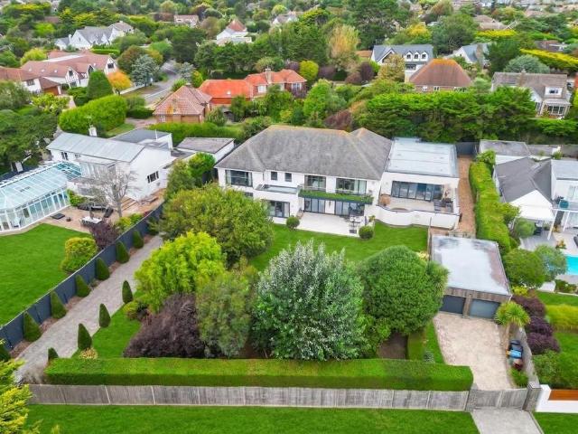 House for sale in Clapham, West Sussex