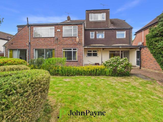House for sale in Cheylesmore, West Midlands