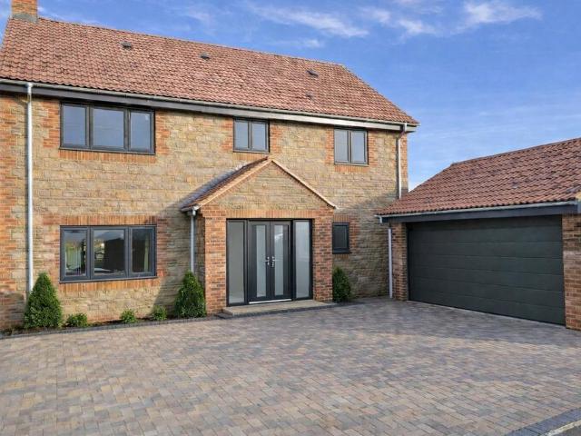 House for sale in Somerset