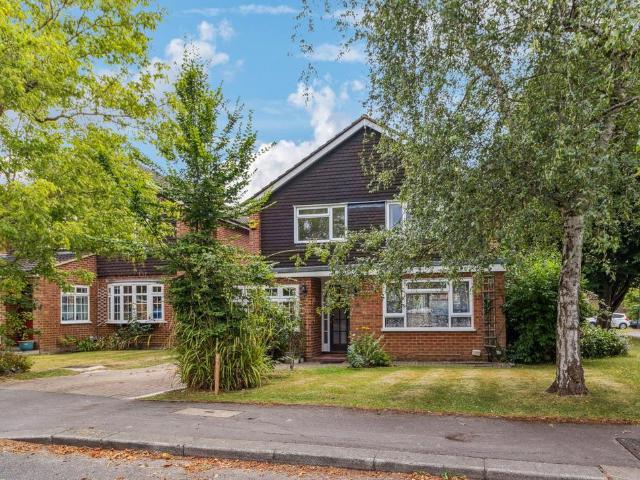 House for sale in Pinner, Greater London
