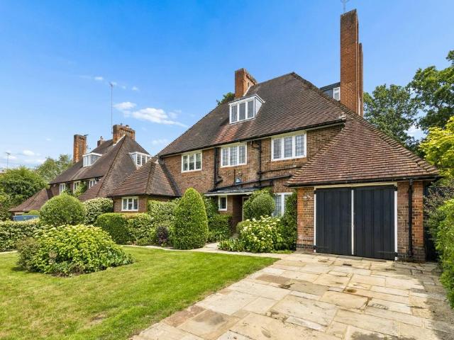 House for sale in Hampstead Garden Suburb, Greater London