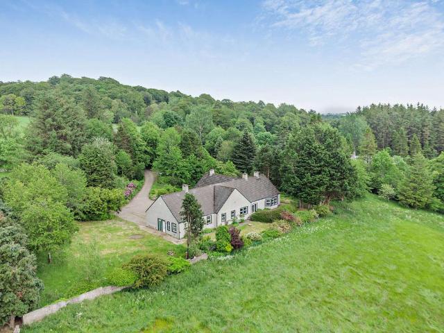 House for sale in Kennethmont, Scotland
