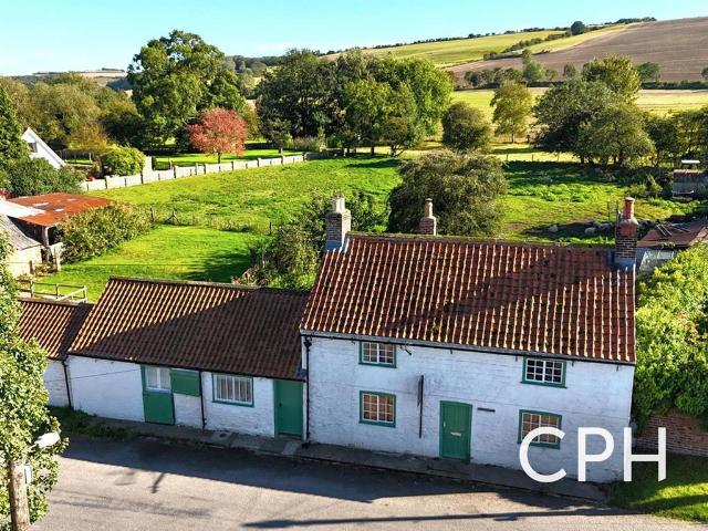 House for sale in Folkton, North Yorkshire