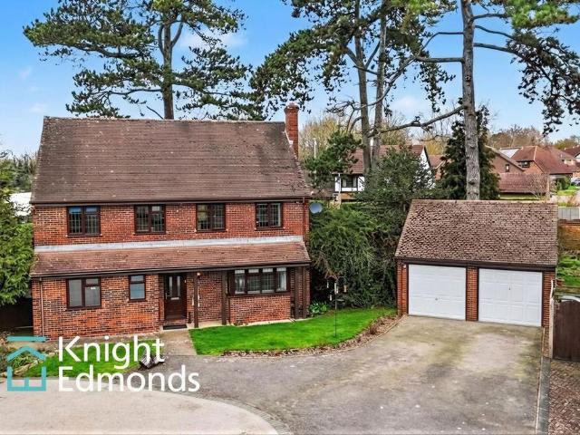 House for sale in Midway, Kent