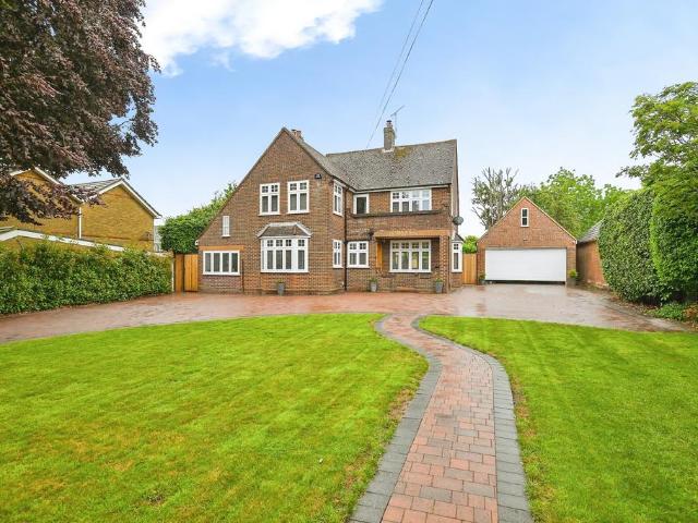 House for sale in Eden Village, Oad Street