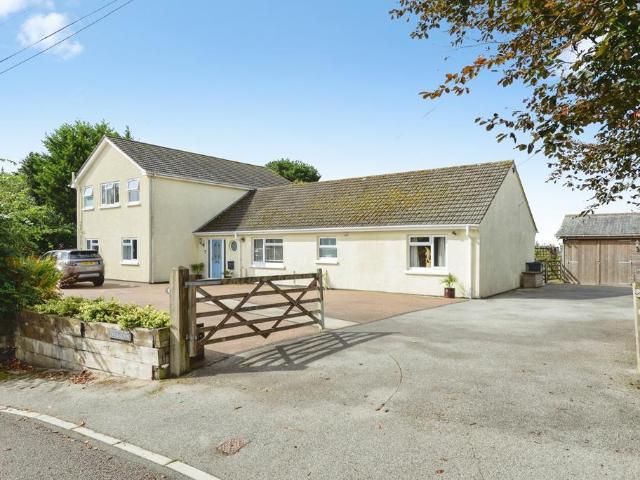 House for sale in Lanreath, Cornwall