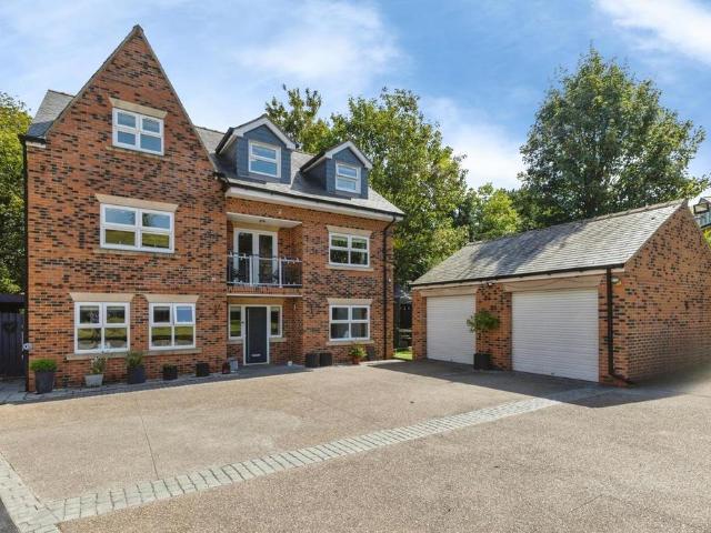 House for sale in Middleton St George, Darlington