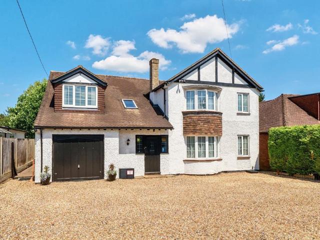 House for sale in Chepping Wycombe, Loudwater