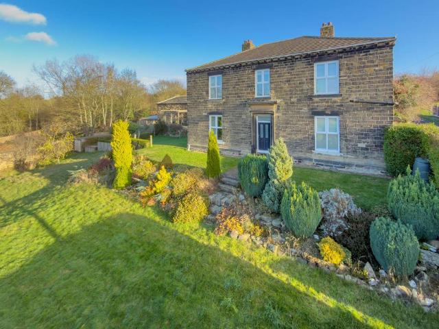 House for sale in Batley, West Yorkshire