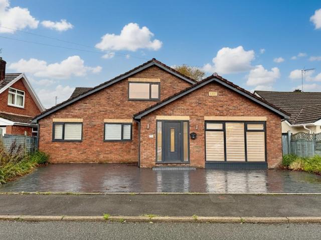 House for sale in Penperlleni, Wales