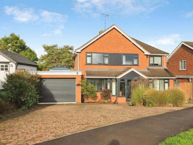 House for sale in Burlish Park, Wyre Forest