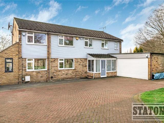 House for sale in Potters Bar, Isle Of Man