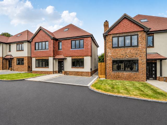 House for sale in Hayes, Greater London