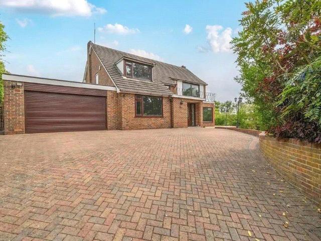 House for sale in Reading