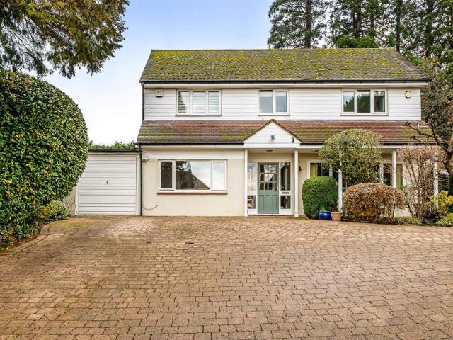 House for sale in Aldershot, Hampshire