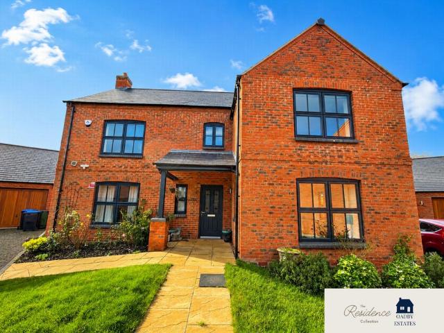 House for sale in Stanford On Avon, Leicestershire